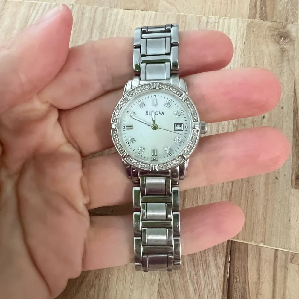 Bulova ladies silver tone diamond dress watch NEW BATTERY